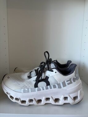 On Cloudmonster Women’s Sneakers Size 7